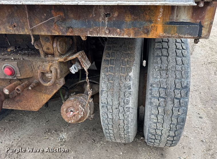 image for item EF2034 2001 Sterling L-Line dump truck