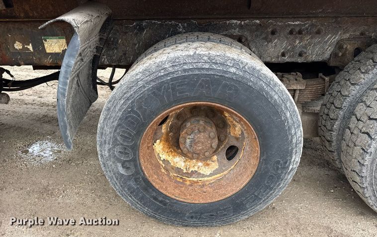 image for item EF2034 2001 Sterling L-Line dump truck