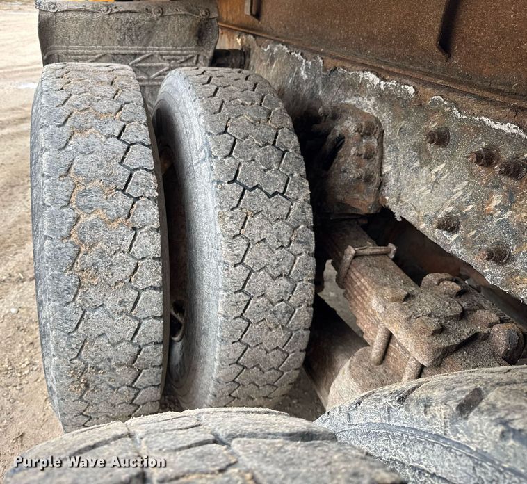 image for item EF2034 2001 Sterling L-Line dump truck