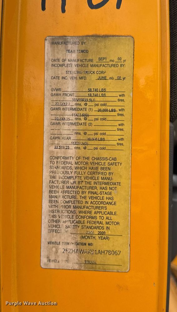 image for item EF2034 2001 Sterling L-Line dump truck