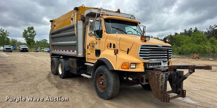 image for item EF2035 2001 Sterling LT8500 dump truck