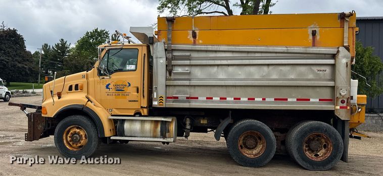 image for item EF2035 2001 Sterling LT8500 dump truck