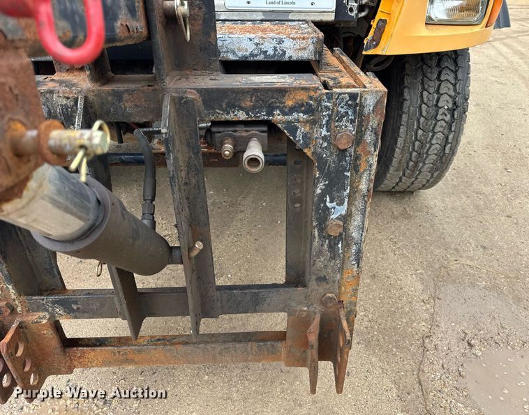 image for item EF2035 2001 Sterling LT8500 dump truck