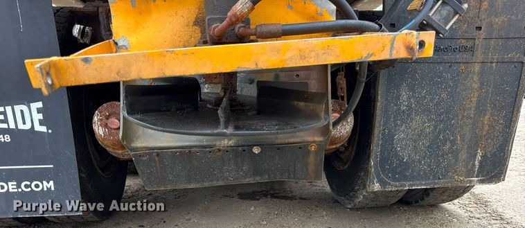 image for item EF2035 2001 Sterling LT8500 dump truck