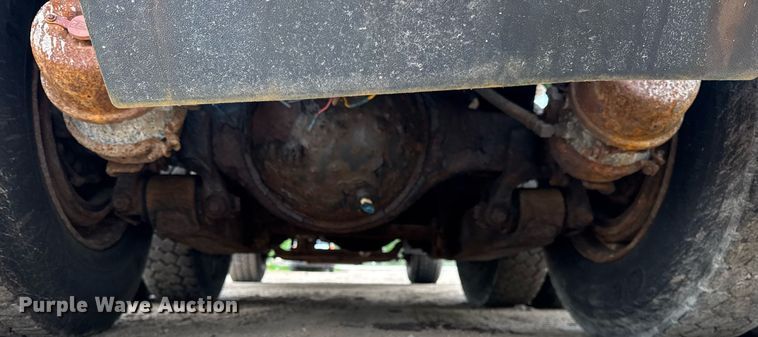 image for item EF2035 2001 Sterling LT8500 dump truck