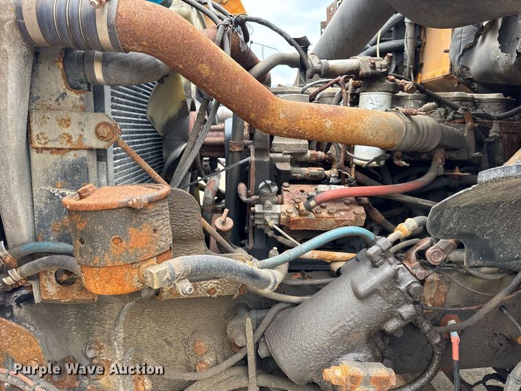 image for item EF2035 2001 Sterling LT8500 dump truck