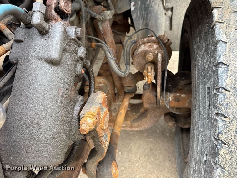 image for item EF2035 2001 Sterling LT8500 dump truck