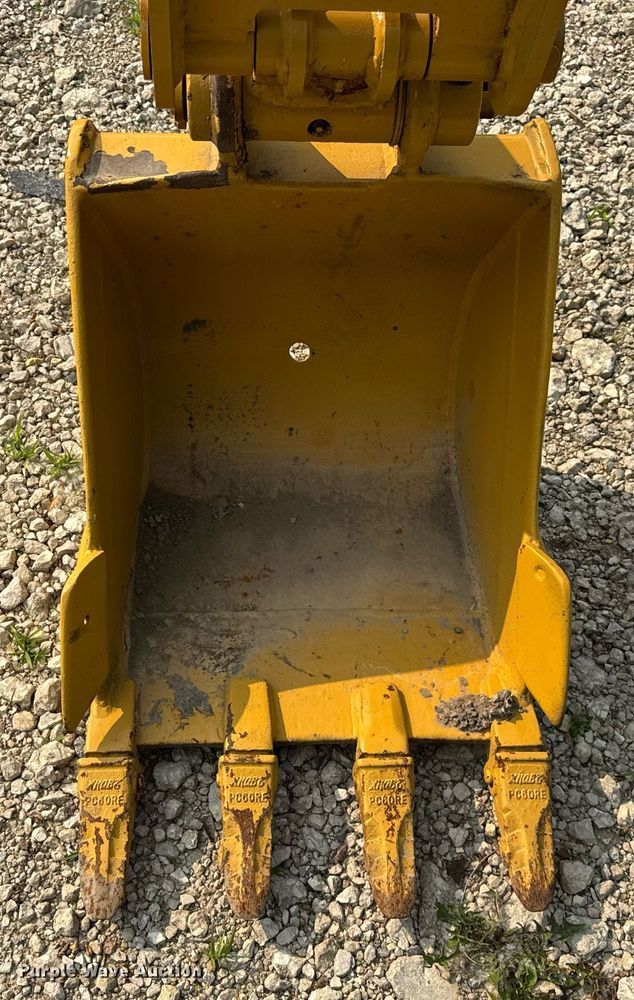 image for item EF2046 2006 Caterpillar 303CR mini excavator