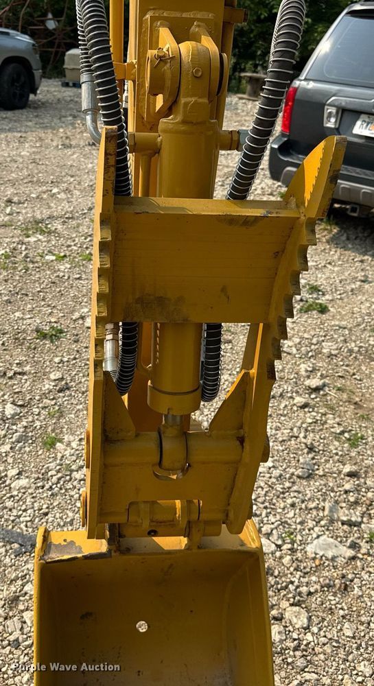 image for item EF2046 2006 Caterpillar 303CR mini excavator