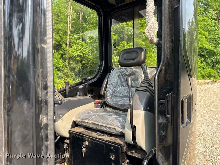 image for item EF2046 2006 Caterpillar 303CR mini excavator