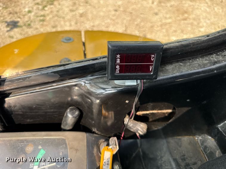 image for item EF2046 2006 Caterpillar 303CR mini excavator