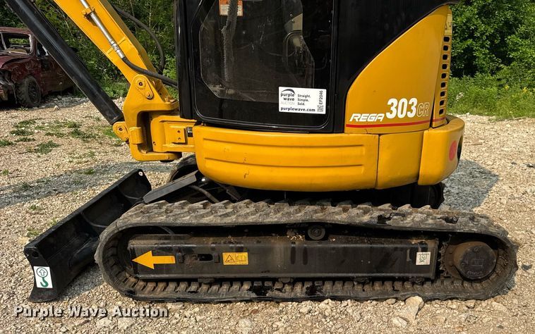 image for item EF2046 2006 Caterpillar 303CR mini excavator