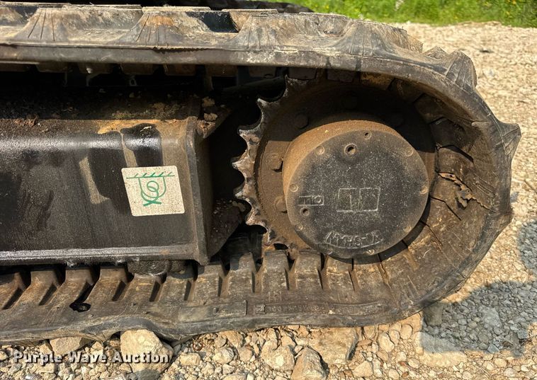 image for item EF2046 2006 Caterpillar 303CR mini excavator