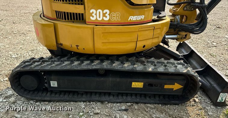 image for item EF2046 2006 Caterpillar 303CR mini excavator