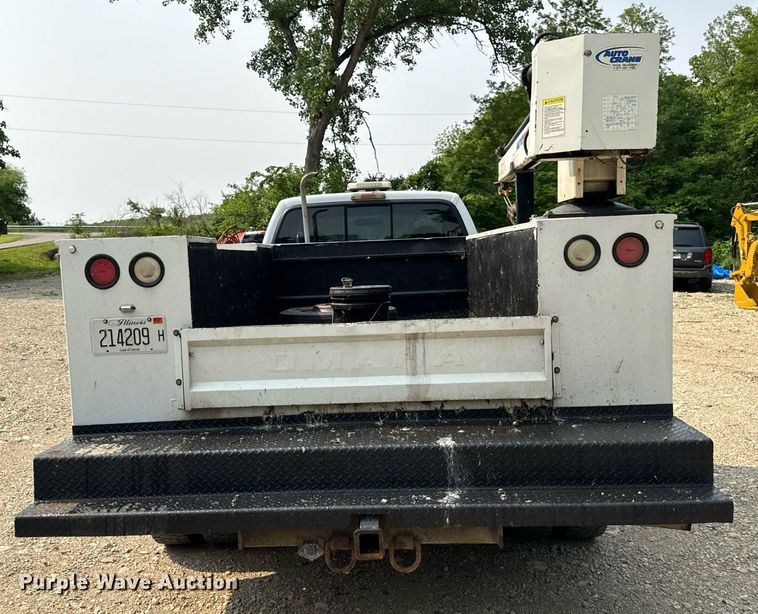 image for item EF2047 2001 Ford F550 utility / service truck