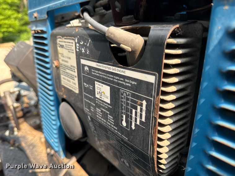 image for item EF2047 2001 Ford F550 utility / service truck