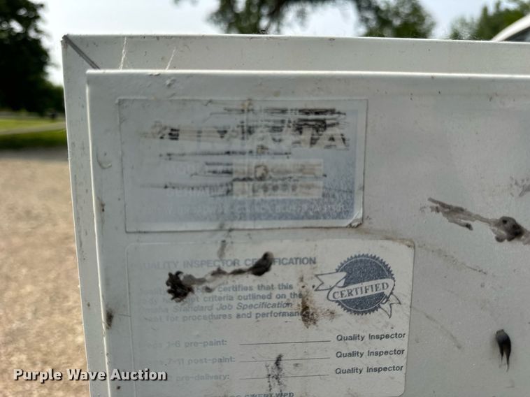 image for item EF2047 2001 Ford F550 utility / service truck