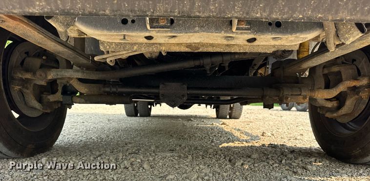 image for item EF2047 2001 Ford F550 utility / service truck