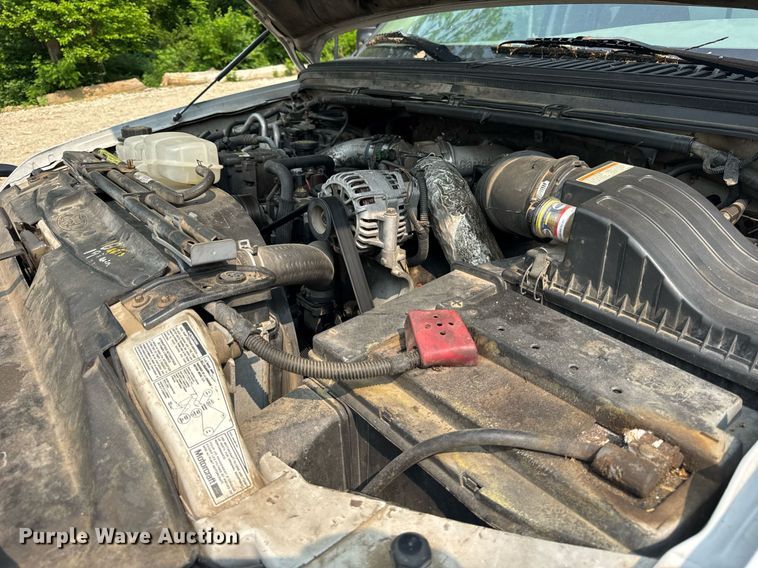 image for item EF2047 2001 Ford F550 utility / service truck