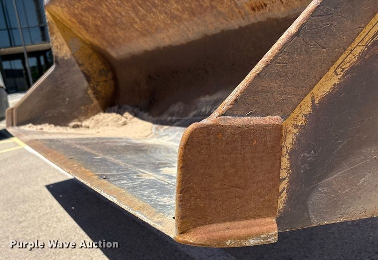 image for item EF3050 2001 Caterpillar 420D backhoe