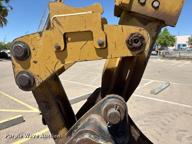 image for item EF3050 2001 Caterpillar 420D backhoe