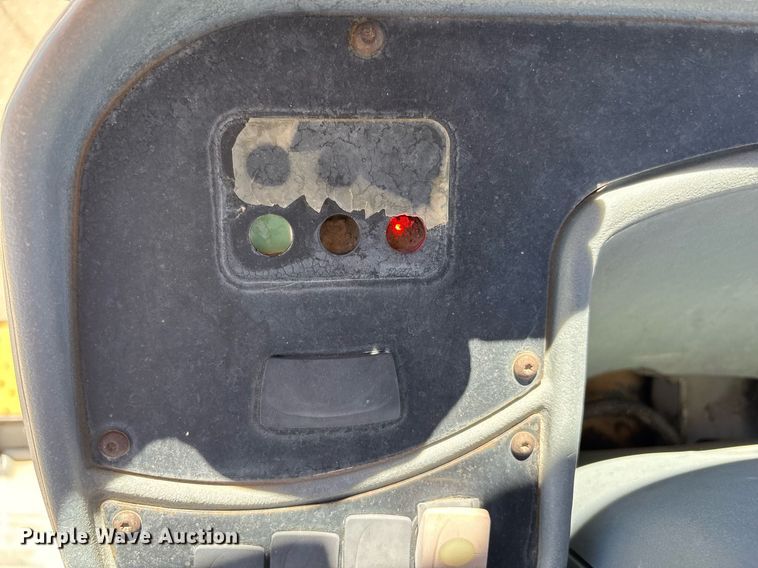 image for item EF3050 2001 Caterpillar 420D backhoe