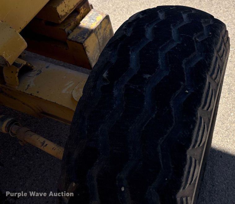 image for item EF3050 2001 Caterpillar 420D backhoe