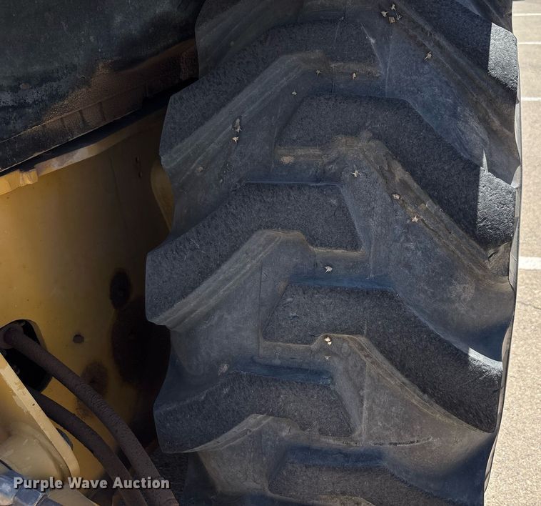 image for item EF3050 2001 Caterpillar 420D backhoe