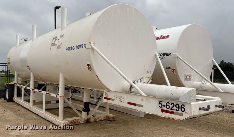 image for item EF3116 2012 Klein KPT-120 portable water trailer