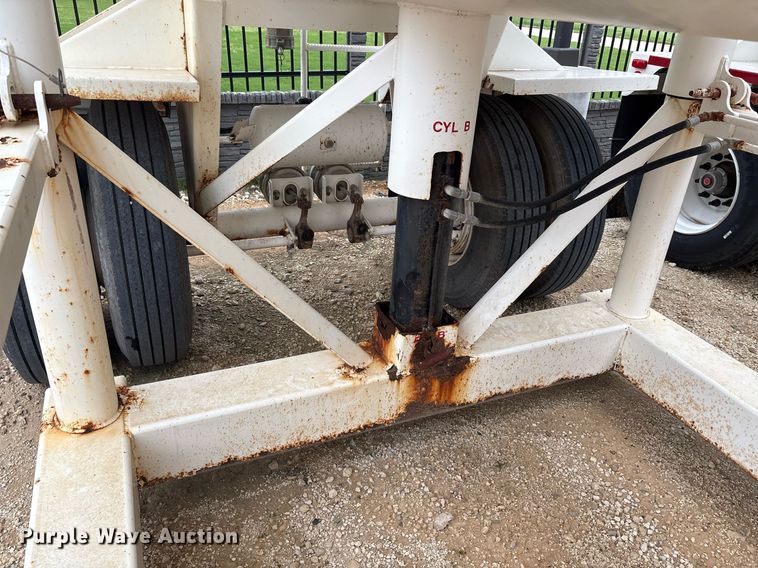 image for item EF3116 2012 Klein KPT-120 portable water trailer