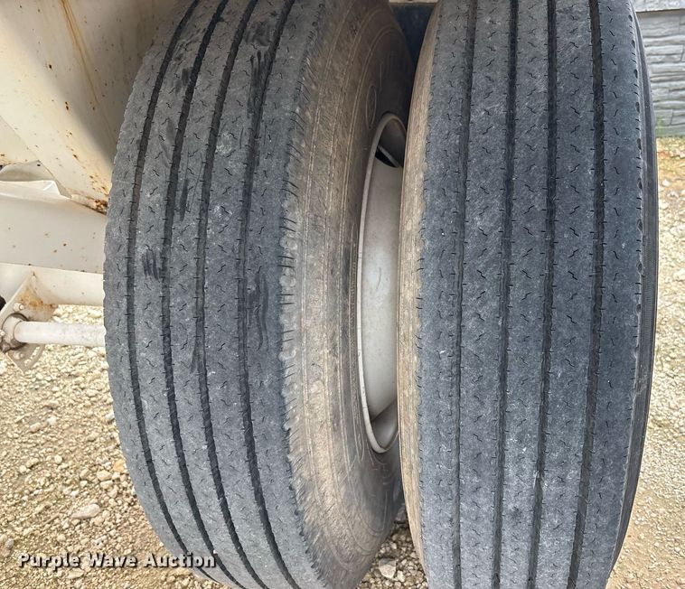 image for item EF3116 2012 Klein KPT-120 portable water trailer