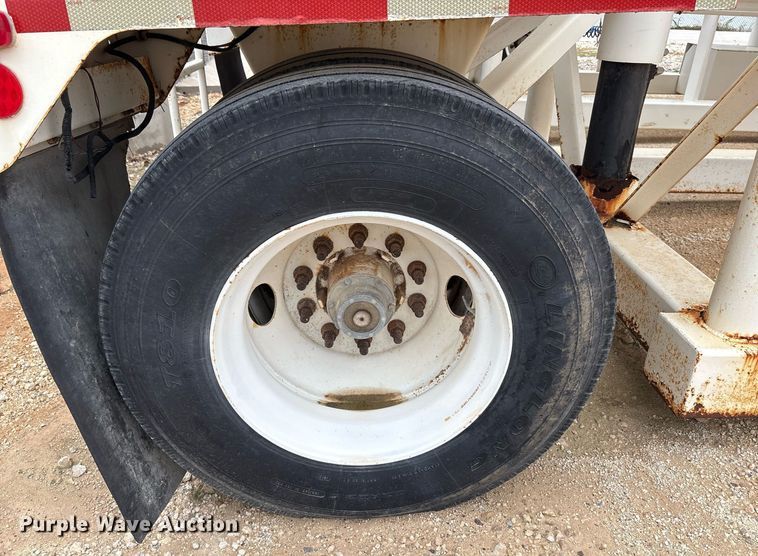 image for item EF3116 2012 Klein KPT-120 portable water trailer