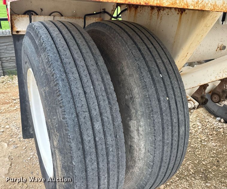 image for item EF3116 2012 Klein KPT-120 portable water trailer