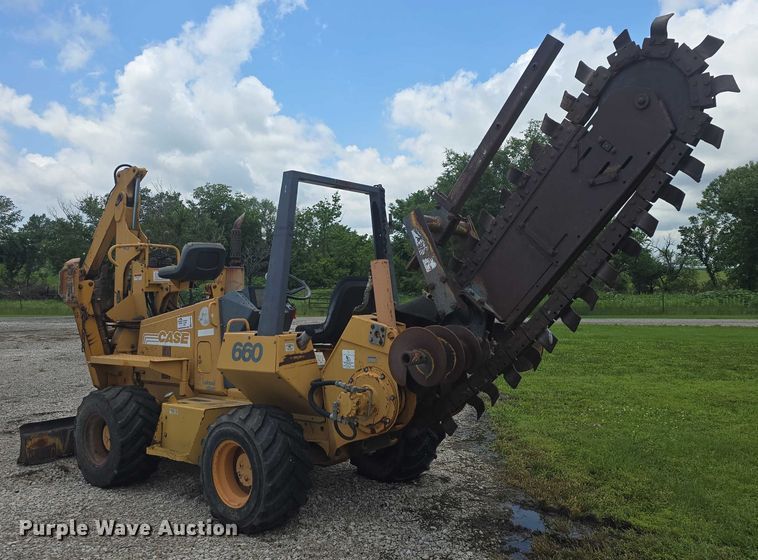 image for item EF3502 1998 Case 660 trencher