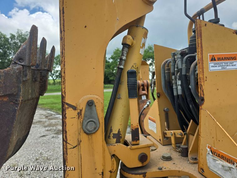 image for item EF3502 1998 Case 660 trencher