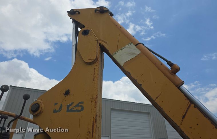 image for item EF3502 1998 Case 660 trencher