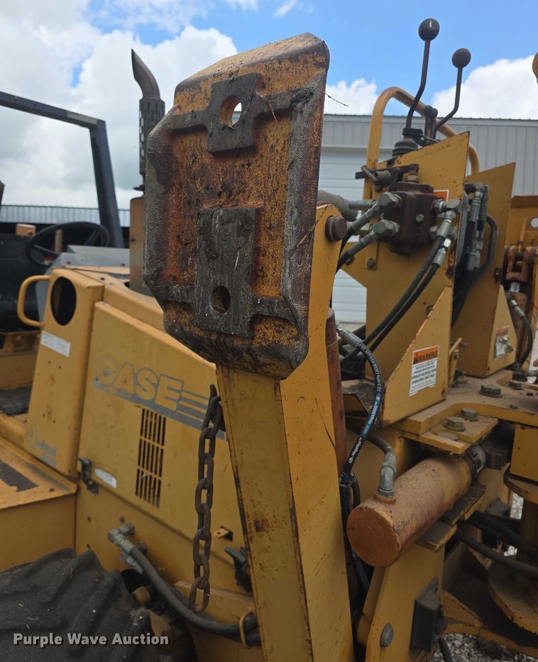 image for item EF3502 1998 Case 660 trencher