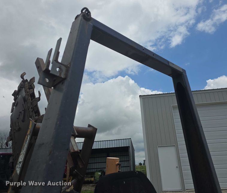 image for item EF3502 1998 Case 660 trencher