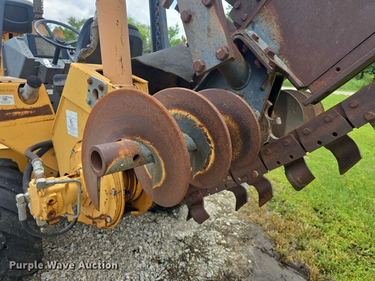 image for item EF3502 1998 Case 660 trencher