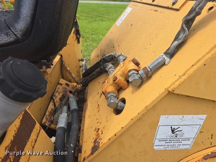 image for item EF3502 1998 Case 660 trencher