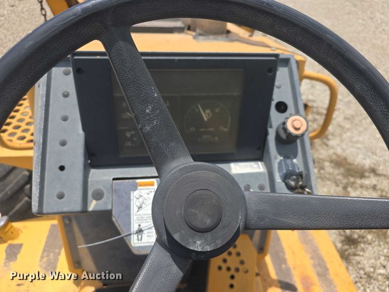 image for item EF3502 1998 Case 660 trencher