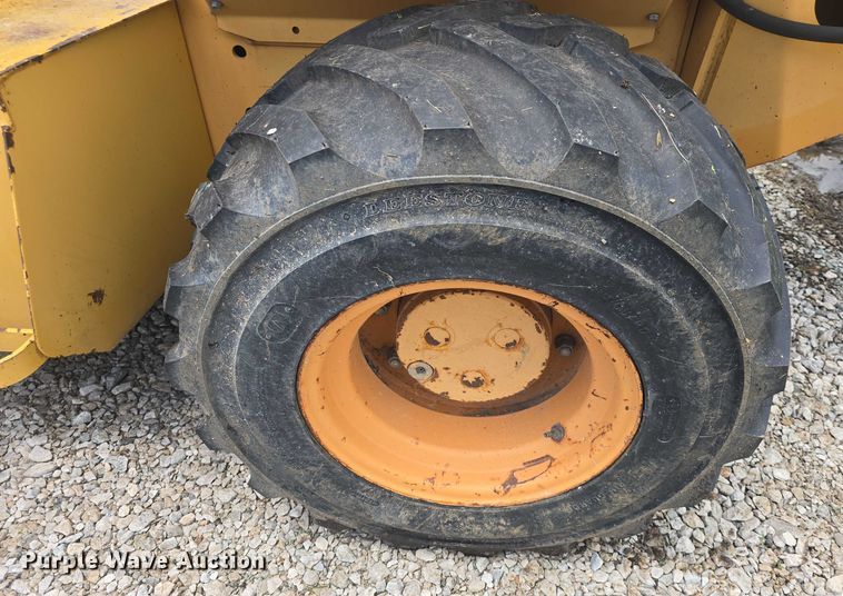 image for item EF3502 1998 Case 660 trencher