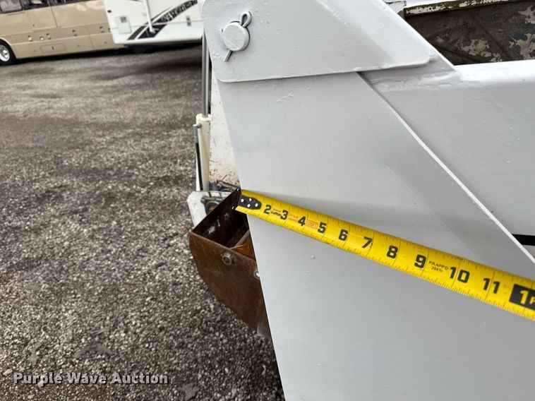 image for item EG5859 Ring-O-Matic 1000-T hydraulic pit cleaner