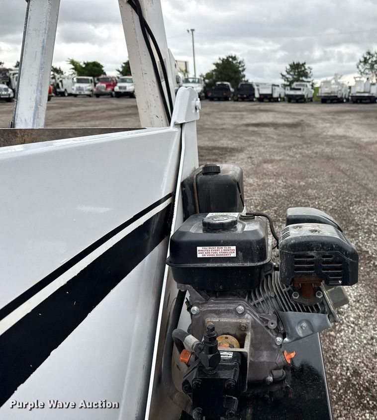 image for item EG5859 Ring-O-Matic 1000-T hydraulic pit cleaner