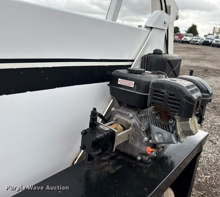 image for item EG5859 Ring-O-Matic 1000-T hydraulic pit cleaner