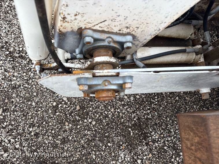 image for item EG5859 Ring-O-Matic 1000-T hydraulic pit cleaner