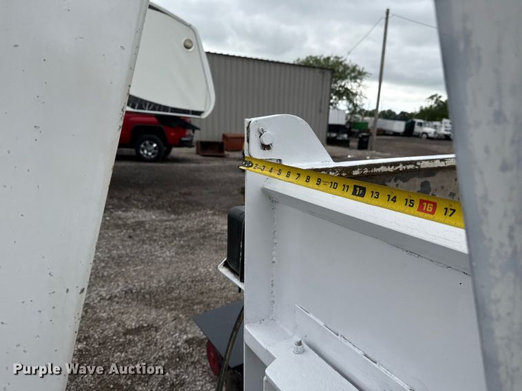 image for item EG5859 Ring-O-Matic 1000-T hydraulic pit cleaner