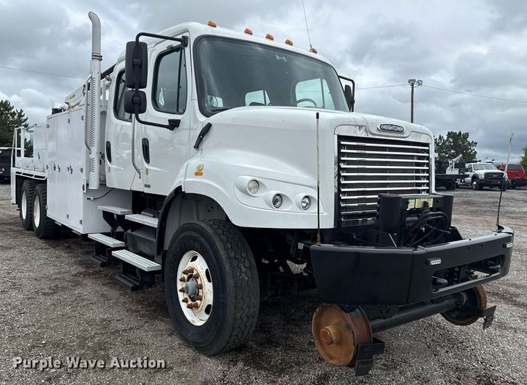 image for item EG5862 2012 Freightliner Business Class M2 Crew Cab utility / service truck