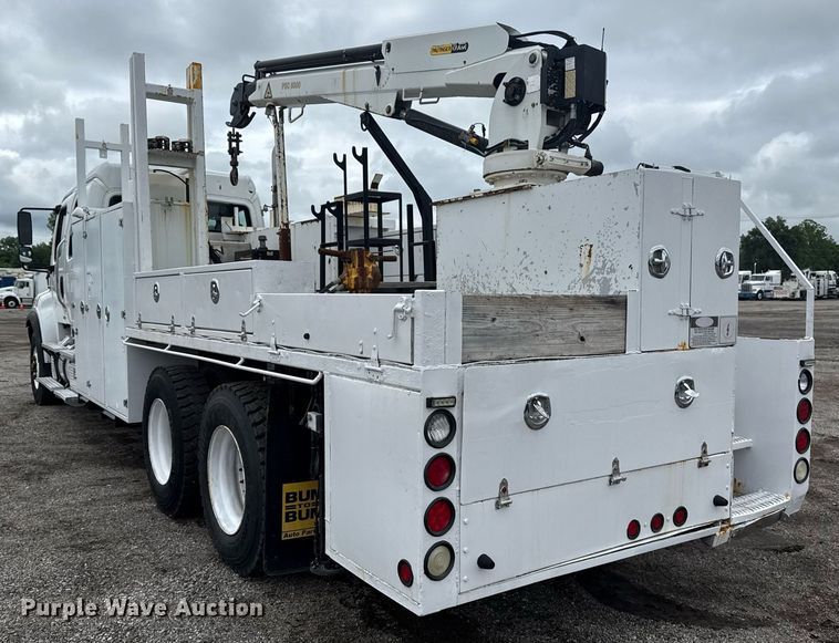 image for item EG5862 2012 Freightliner Business Class M2 Crew Cab utility / service truck