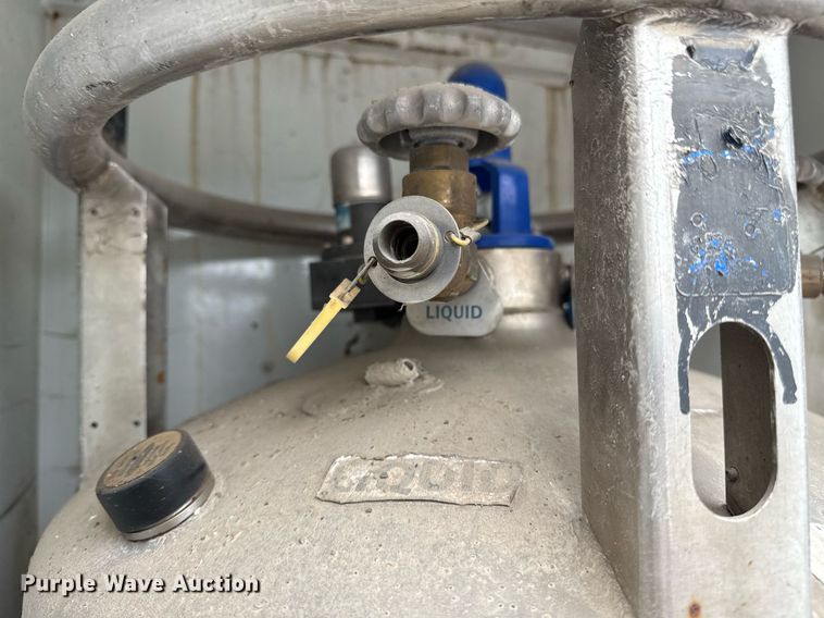 image for item EG5862 2012 Freightliner Business Class M2 Crew Cab utility / service truck